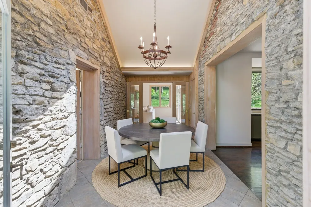 5142 Stanford Drive Nashville TN 37215