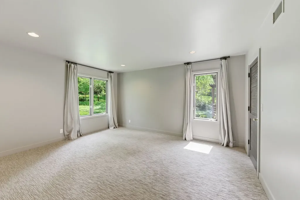 5142 Stanford Drive Nashville TN 37215