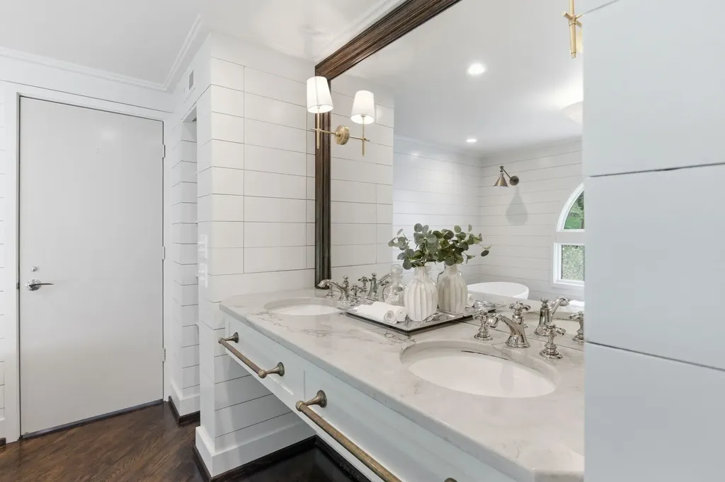5142 Stanford Drive Nashville TN 37215