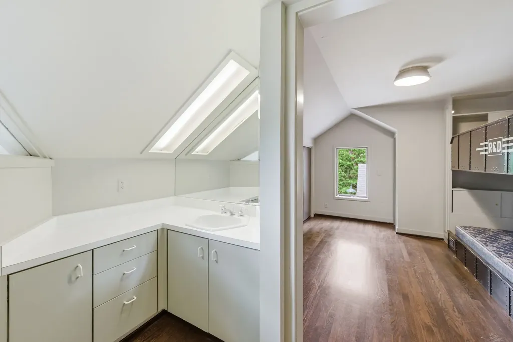 5142 Stanford Drive Nashville TN 37215
