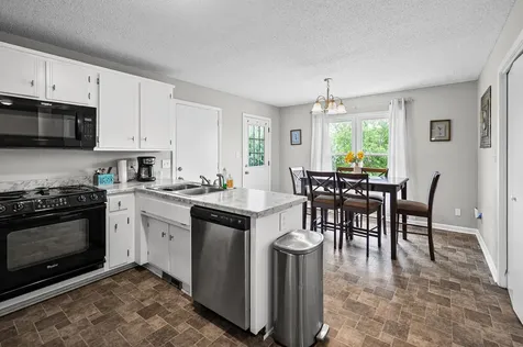 1250 Cobblestone Lane Clarksville TN 37042