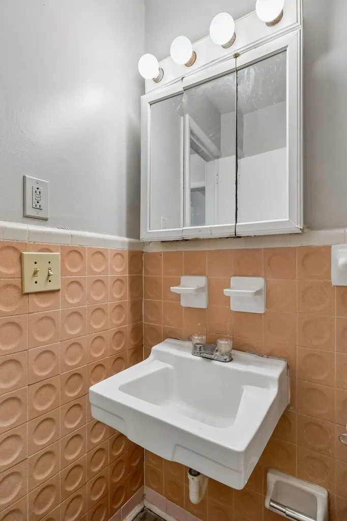 550 Harding Place Nashville TN 37211