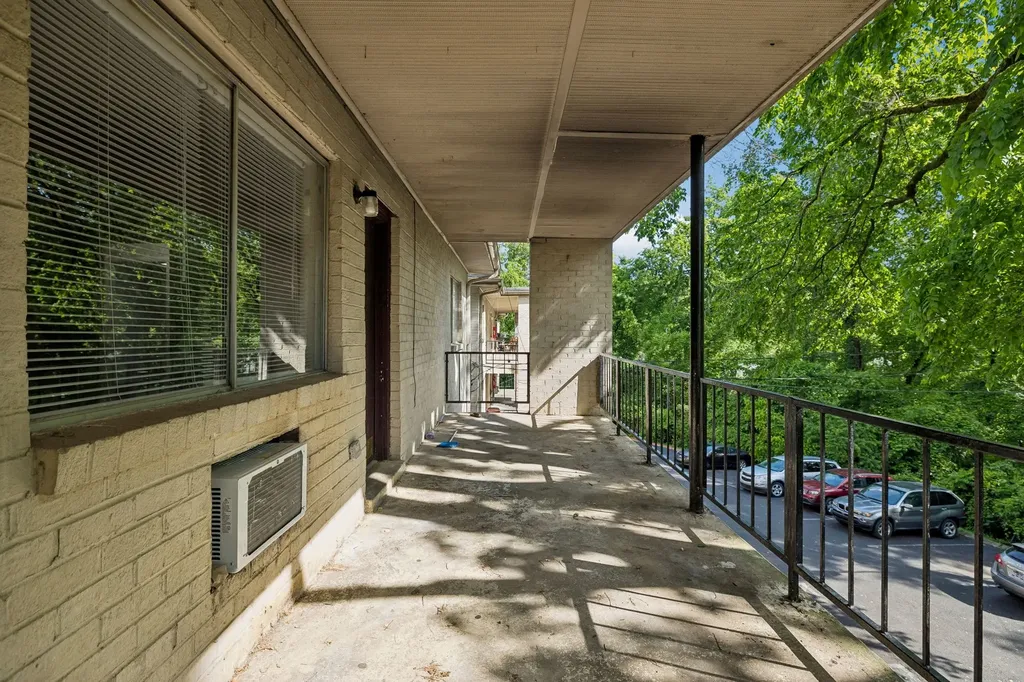 550 Harding Place Nashville TN 37211
