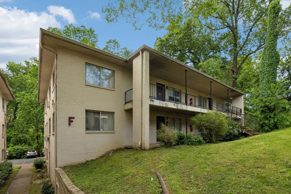 550 Harding Place Nashville TN 37211