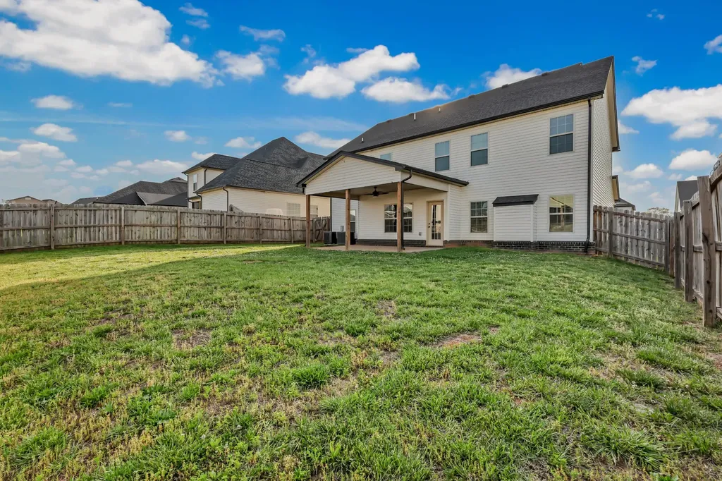 1529 Kestrel Drive Clarksville TN 37040