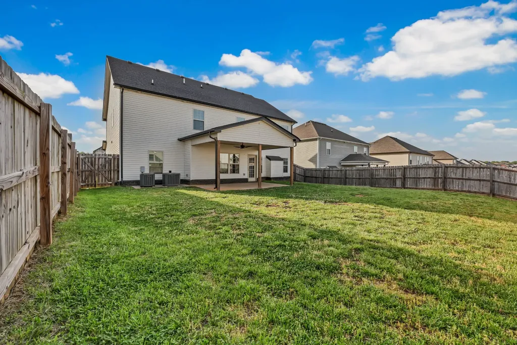 1529 Kestrel Drive Clarksville TN 37040