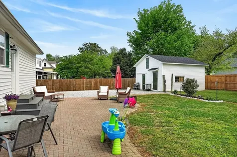 105 Roberts Street Livingston TN 38570