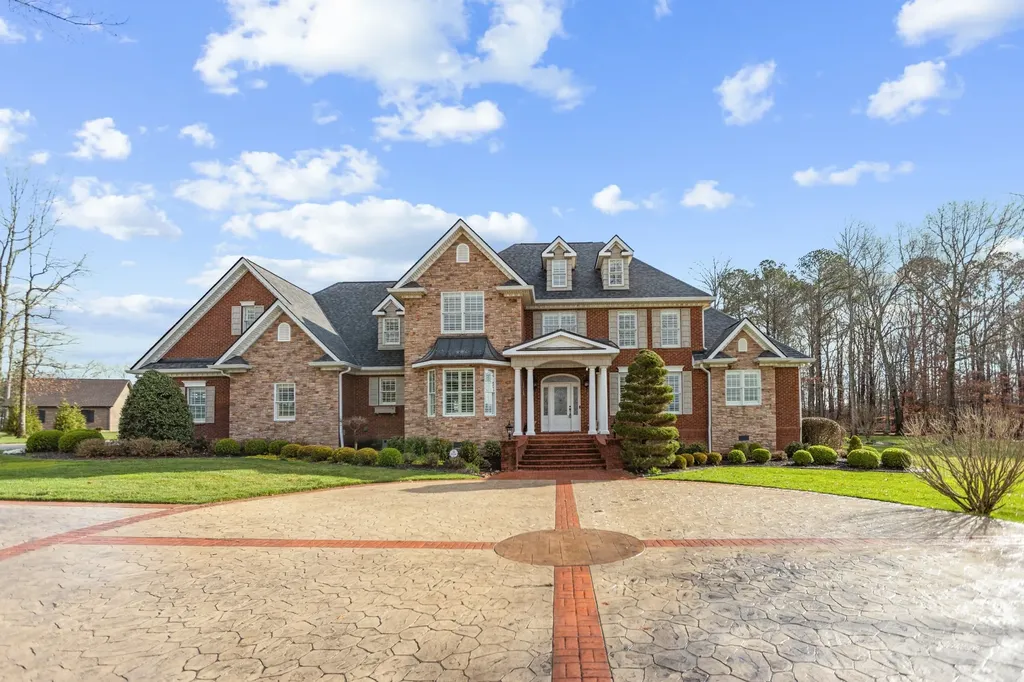 446 Waterford Drive Manchester TN 37355