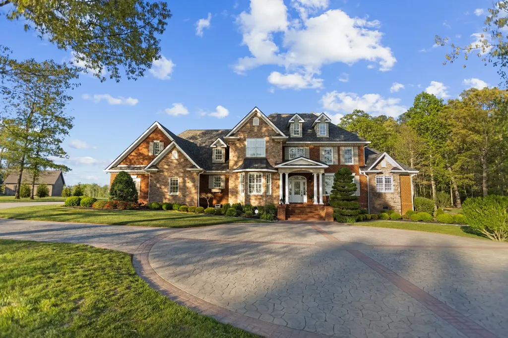 446 Waterford Drive Manchester TN 37355