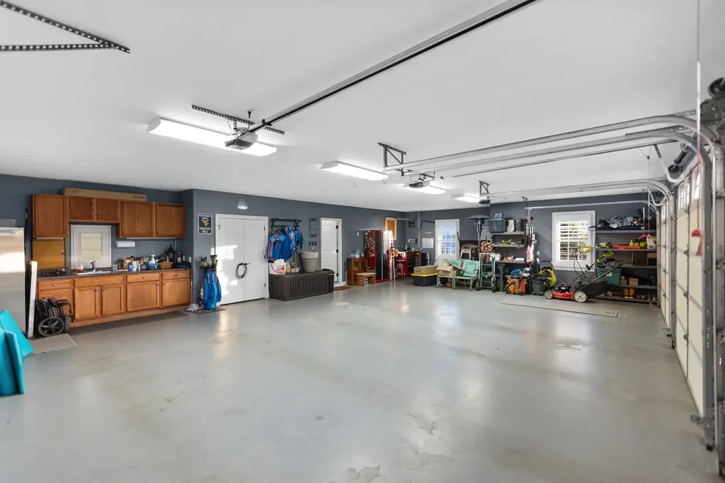 446 Waterford Drive Manchester TN 37355