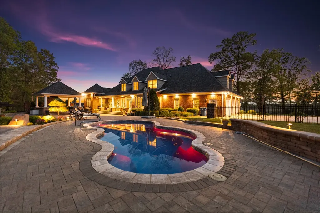 446 Waterford Drive Manchester TN 37355