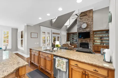 446 Waterford Drive Manchester TN 37355