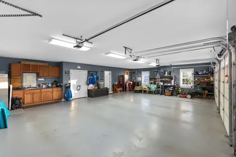 446 Waterford Drive Manchester TN 37355