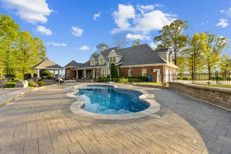 446 Waterford Drive Manchester TN 37355