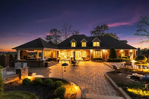 446 Waterford Drive Manchester TN 37355