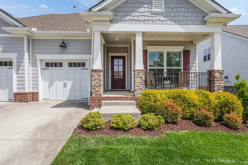 928 Carraway Lane Spring Hill TN 37174