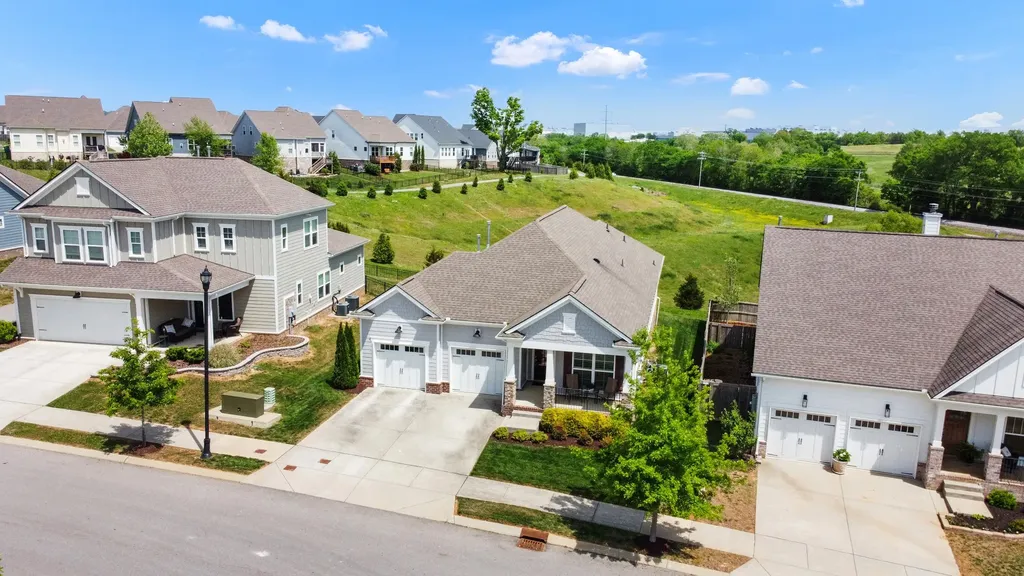 928 Carraway Lane Spring Hill TN 37174