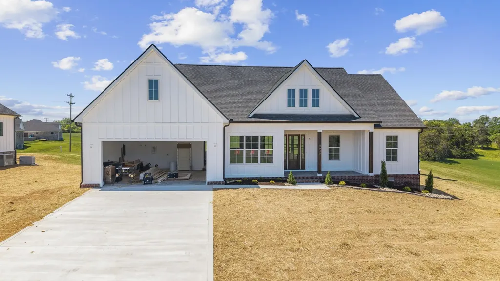 2945 Cane Creek Road Cookeville TN 38506