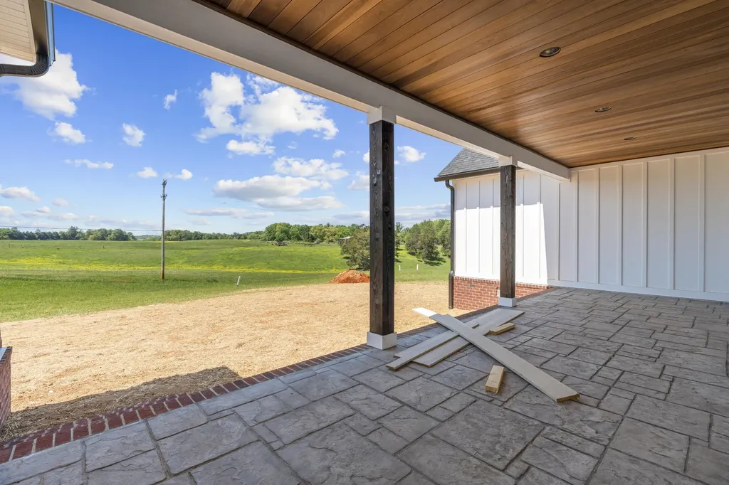 2945 Cane Creek Road Cookeville TN 38506