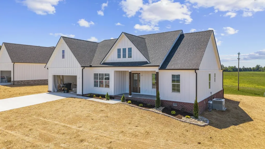 2945 Cane Creek Road Cookeville TN 38506