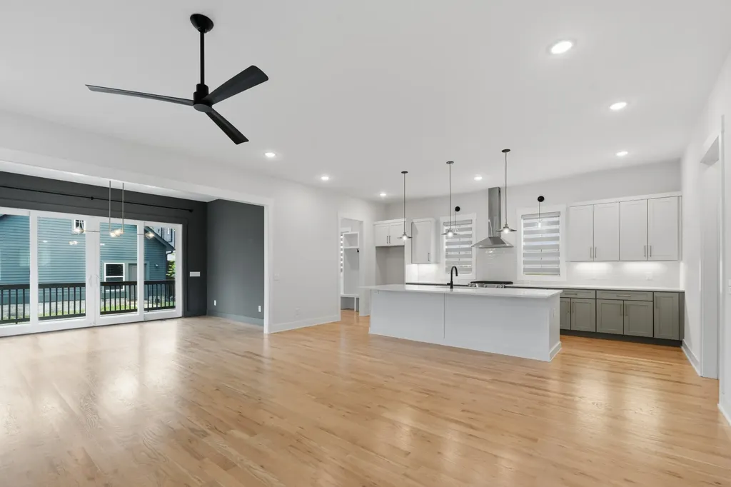 725 Hart Avenue Nashville TN 37206