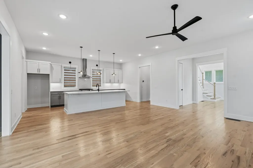 725 Hart Avenue Nashville TN 37206