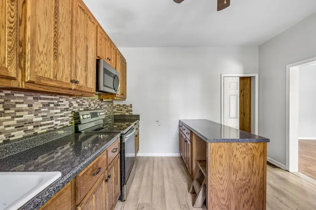 408 W 12th Street Columbia TN 38401