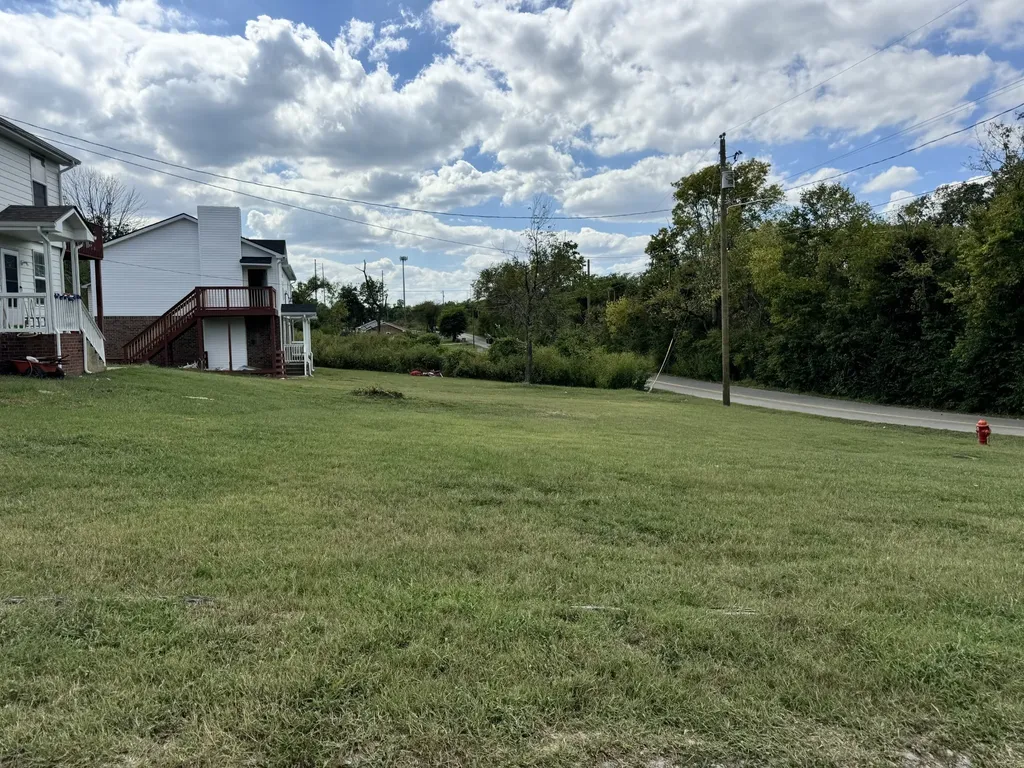 1309A Pierce Road Madison TN 37115