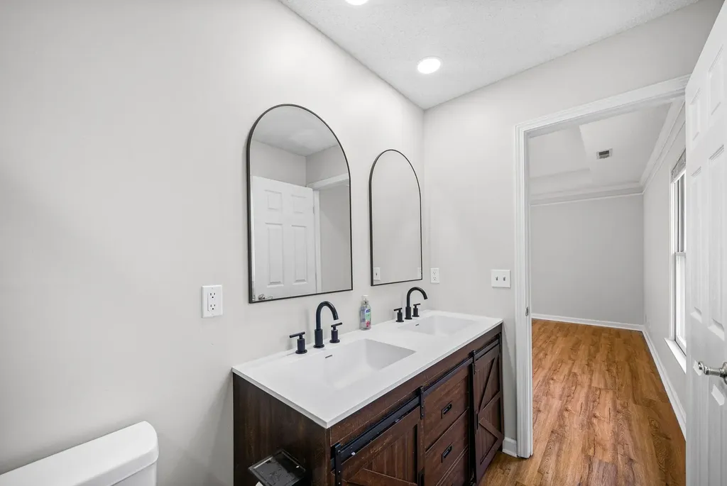 1706 Hazelwood Road Clarksville TN 37042