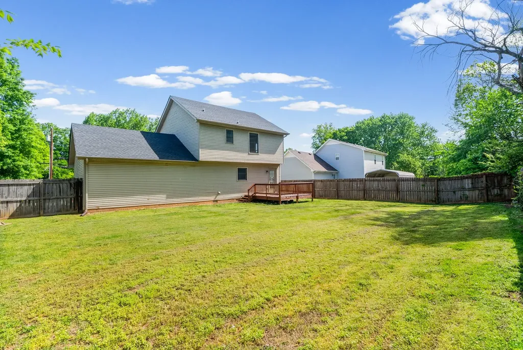 1706 Hazelwood Road Clarksville TN 37042