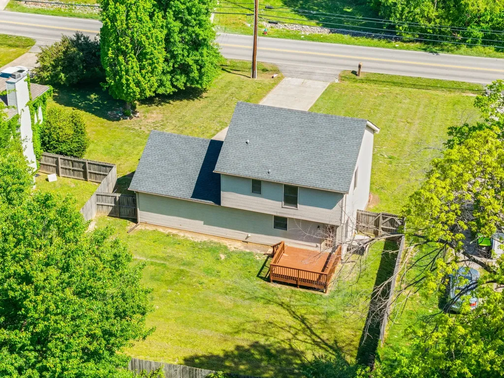 1706 Hazelwood Road Clarksville TN 37042
