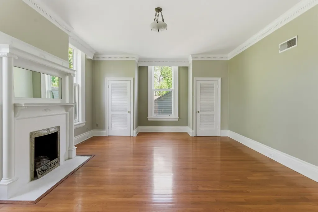 444 Bowling Avenue Nashville TN 37205