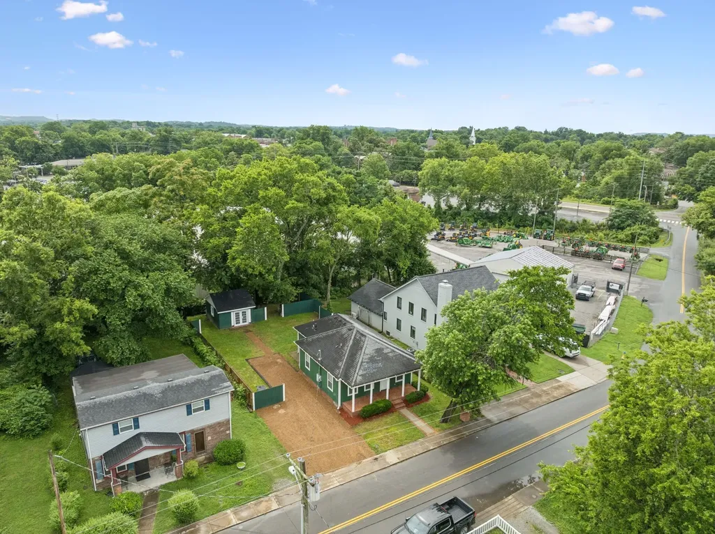 354 9th Ave, N Franklin TN 37064