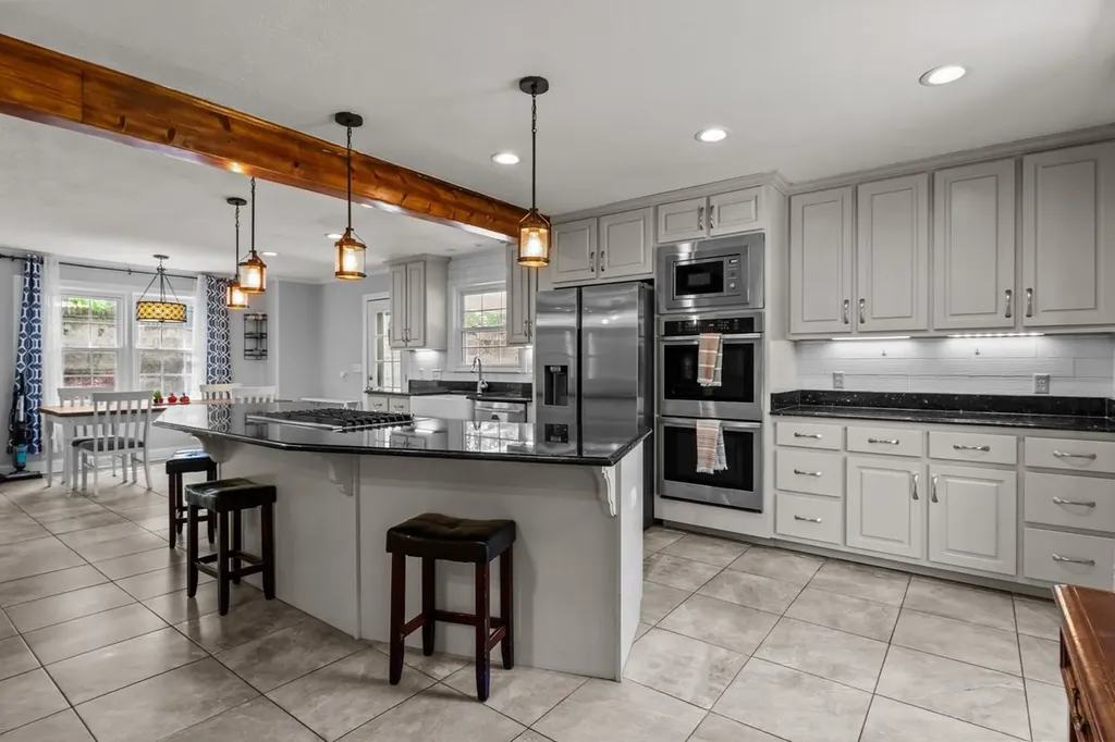 106 Canary Drive Dickson TN 37055