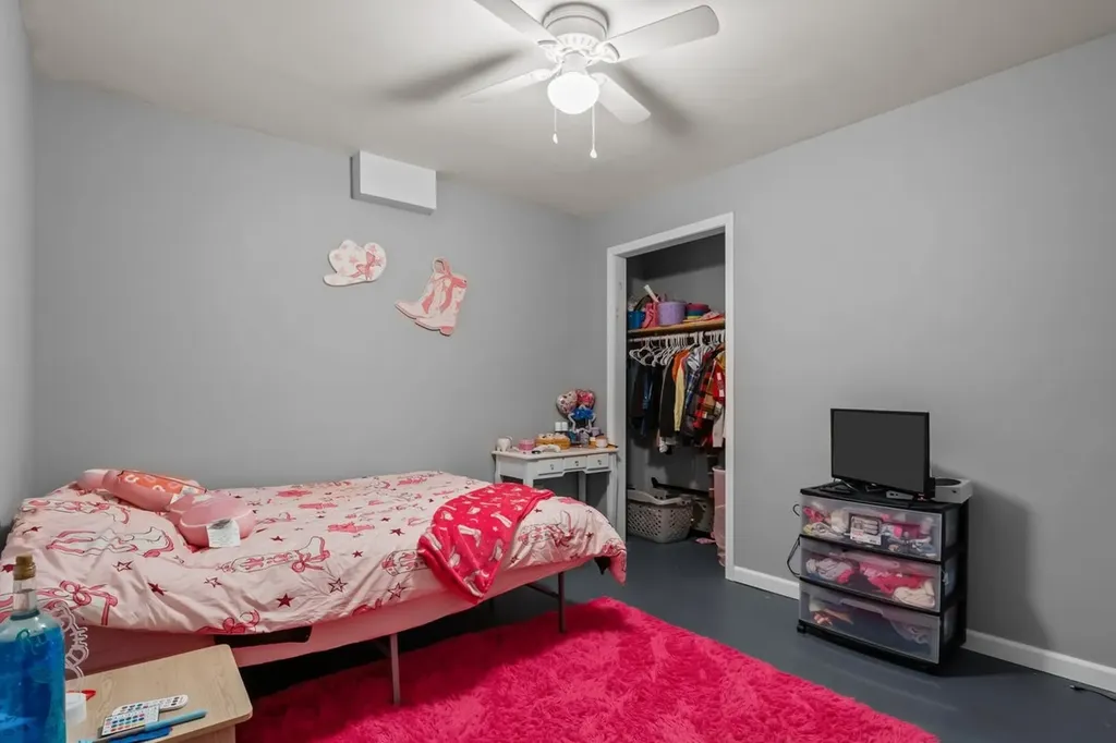 106 Canary Drive Dickson TN 37055