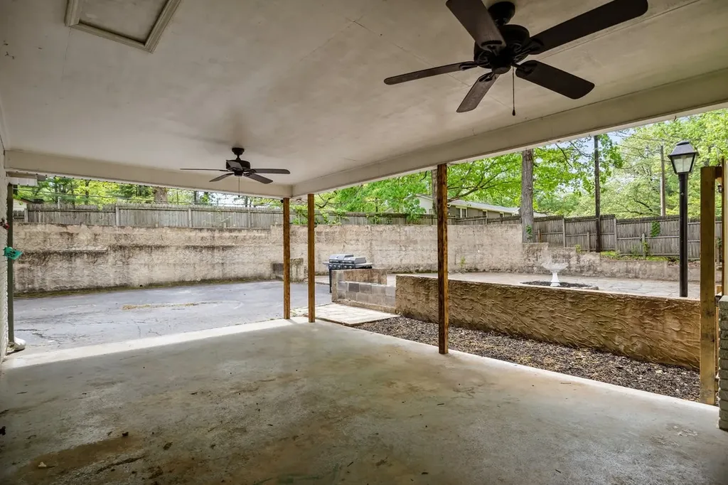 106 Canary Drive Dickson TN 37055