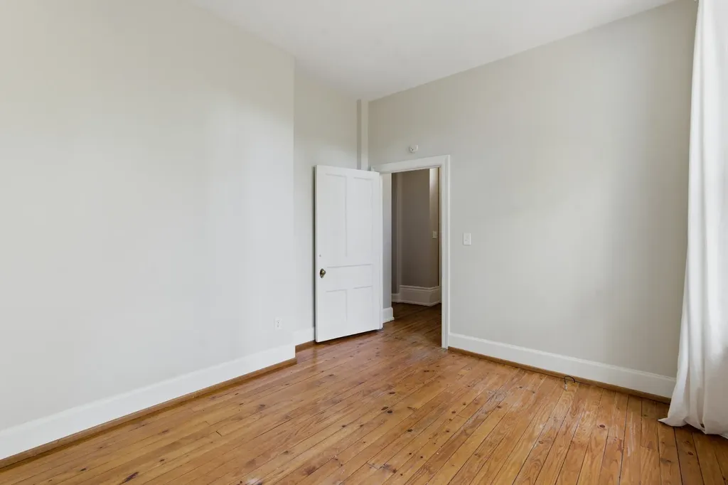 442 Bowling Avenue Nashville TN 37205