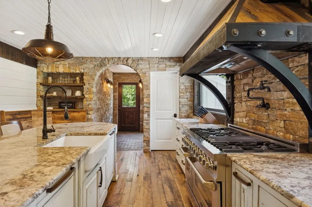 5530 Pinewood Road Franklin TN 37064