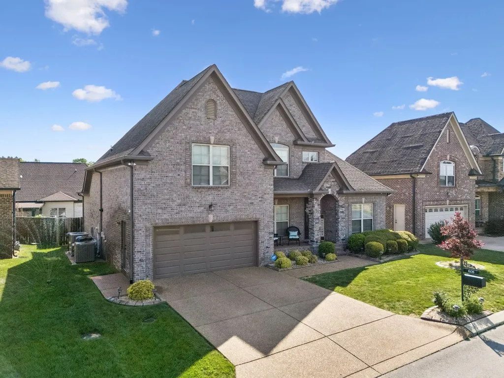 608 Southshore Point Mount Juliet TN 37122
