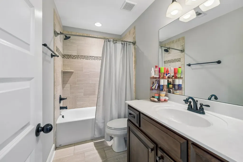 608 Southshore Point Mount Juliet TN 37122