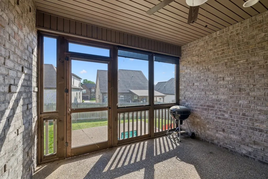 608 Southshore Point Mount Juliet TN 37122