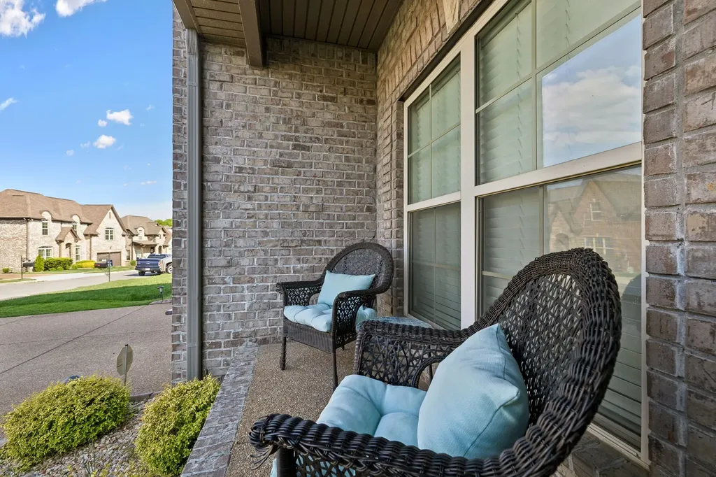 608 Southshore Point Mount Juliet TN 37122