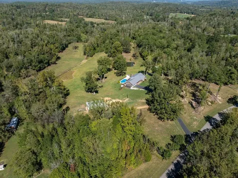 2743 Mouse Tail Road Parsons TN 38363