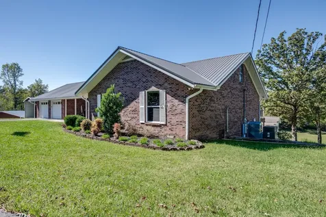 2743 Mouse Tail Road Parsons TN 38363