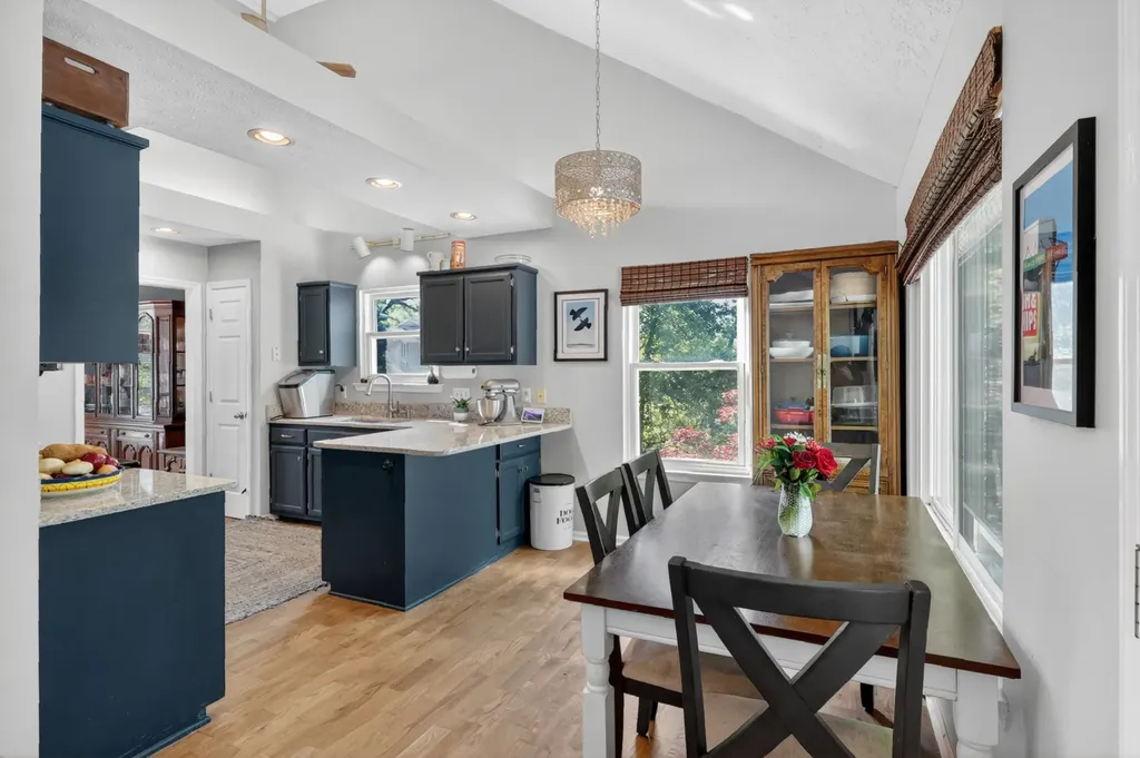 136 River Chase Hendersonville TN 37075