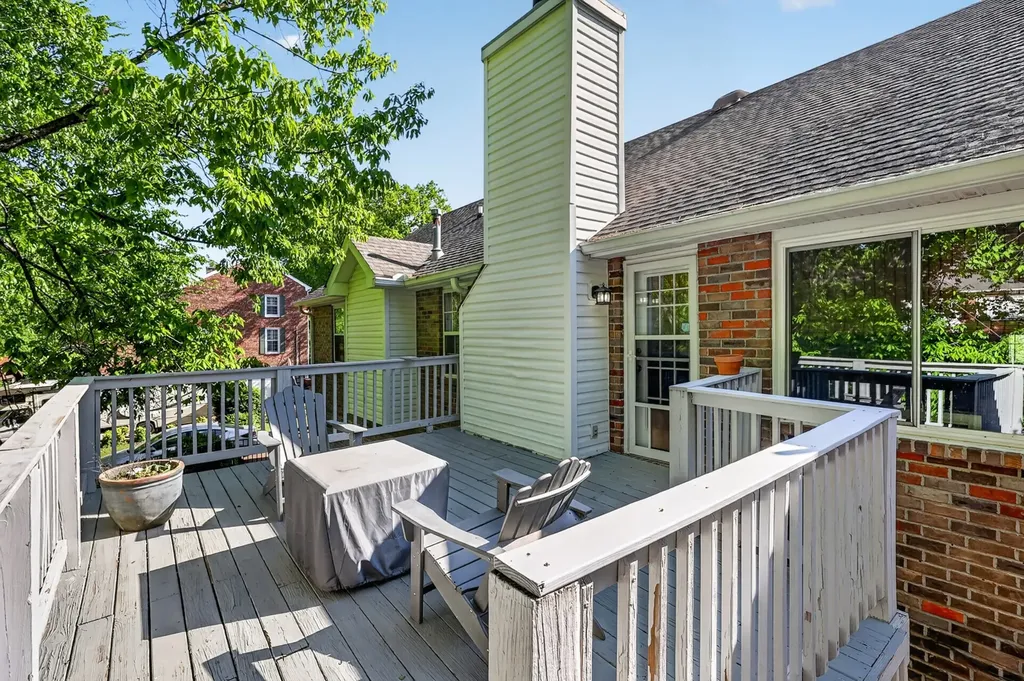 136 River Chase Hendersonville TN 37075