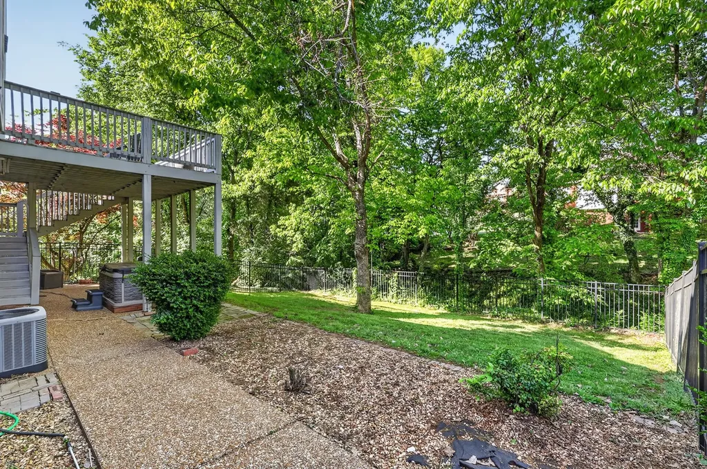 136 River Chase Hendersonville TN 37075