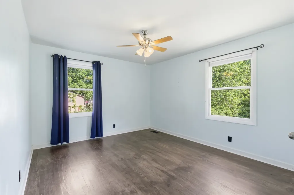2082 Skyview Circle Clarksville TN 37042