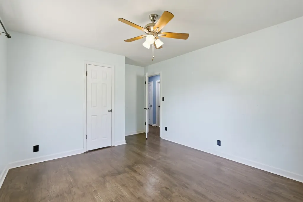 2082 Skyview Circle Clarksville TN 37042