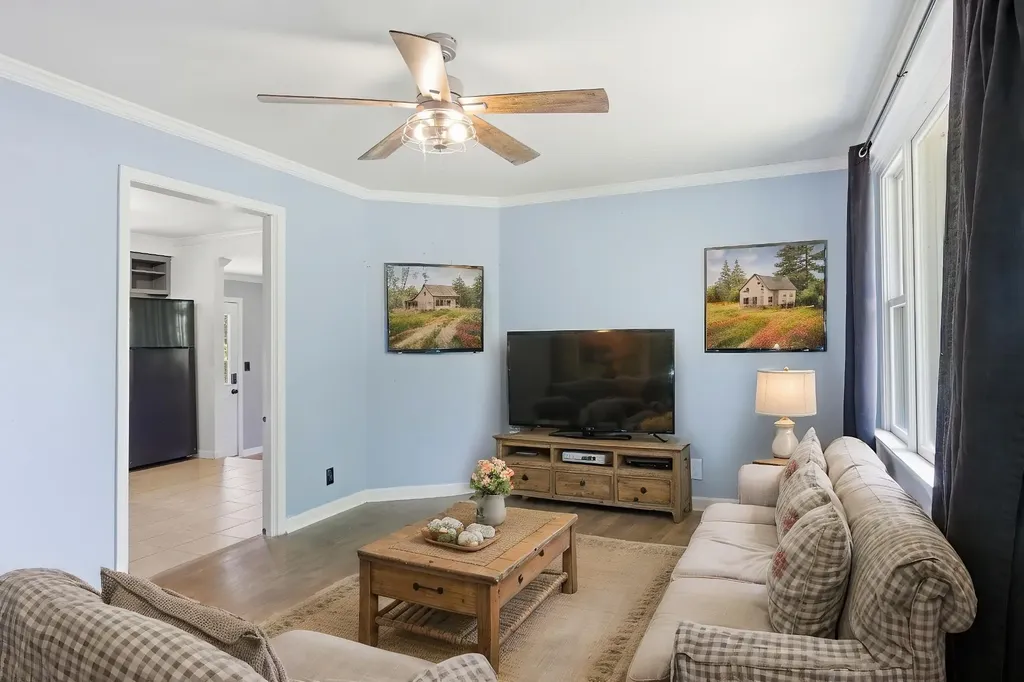 2082 Skyview Circle Clarksville TN 37042